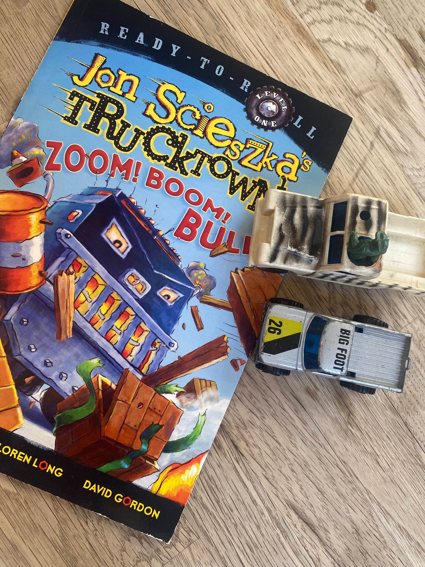 Jon Scienszka's Trucktown Zoom! Boom! Bully + 2 Trucks